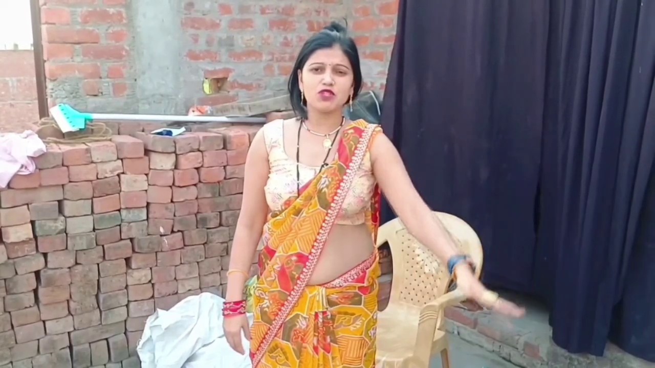 Rajlaxmi Aunty background