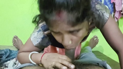 Scène épicée de la femme indienne avec son mari - rencontre passionnée de la bhabhi desi