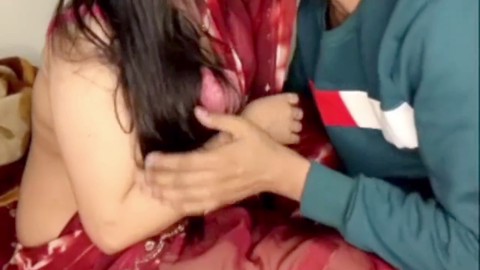 Savita Bhabhi macht sich bereit für eine harte Behandlung