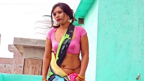 Desi bhabhi si cala e si sporca in tutti i tipi di divertimenti da matrigna